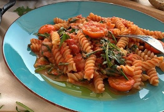 Recipe: Pasta fusilli with rocket leaves wrapped in caciocavallo cheese