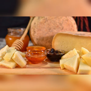 🧀🧀🧀 GROTTA |【羊奶】山洞熟成芝士【半硬芝士、鹹香、堅果質Creamy、地窖香草味】- 200g