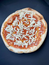 將圖片載入圖庫檢視器 🍕 Pizza Margherita  (11吋) 🍅蕃茄 🐮水牛芝士 [  🇮🇹拿坡利製造 正宗口味 🧊急凍產品 ]
